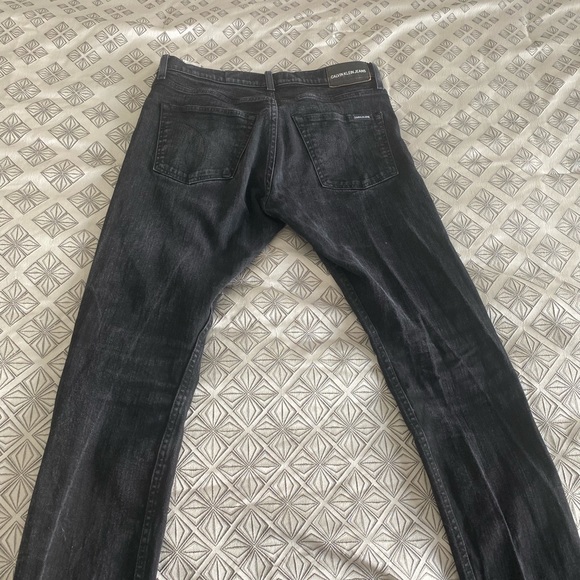 Calvin Klein Men's CKJ 056 Athletic Taper Fit Jean, Forever Black - Picture 3 of 6